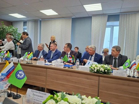 29 июня состоялось выездное заседание  исполкома Общероссийского профессионального союза работников автомобильного транспорта и дорожного хозяйства в УФО